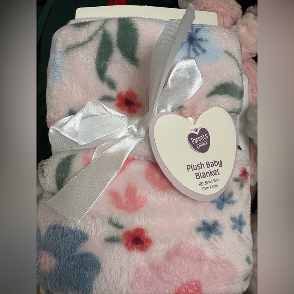 Parents Choice Other - Parent's Choice Plush Baby Blanket - Pink Floral